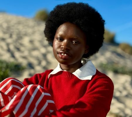 Apple-iPhone-17e-photography-telephoto-260302_big.jpg.large